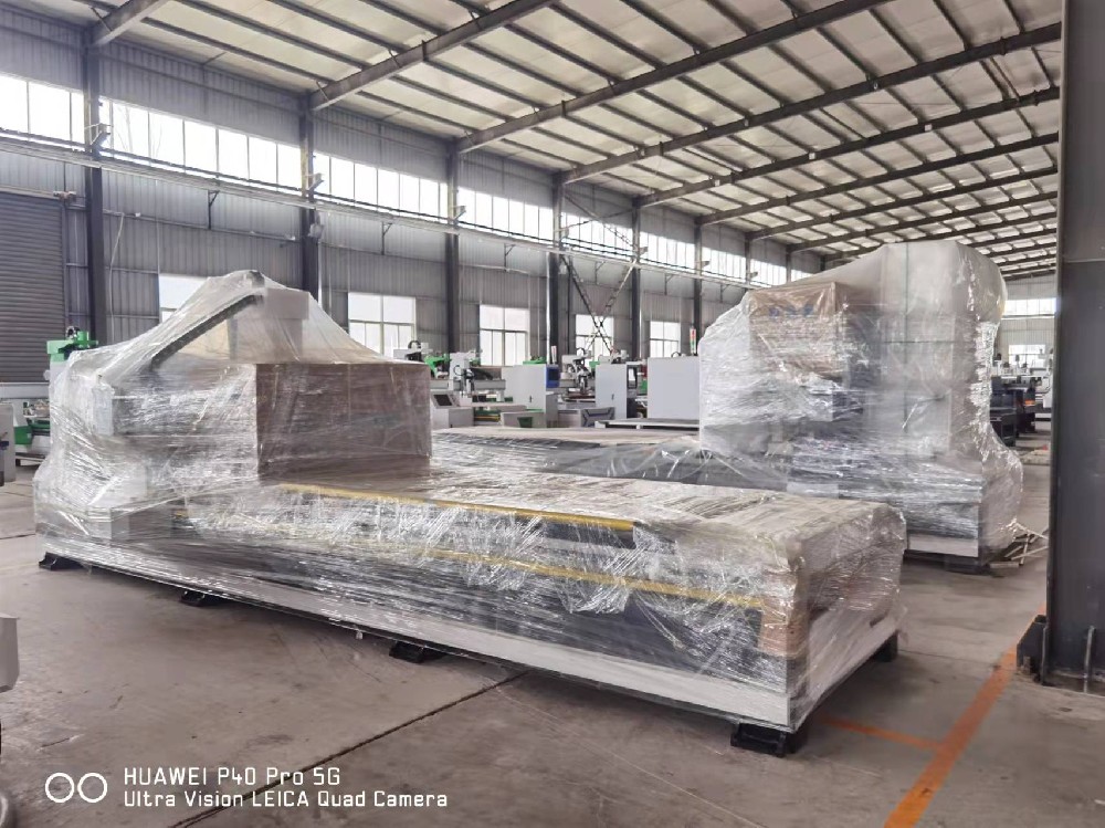 板式家具在生產(chǎn)過(guò)程中需要哪些設(shè)備？